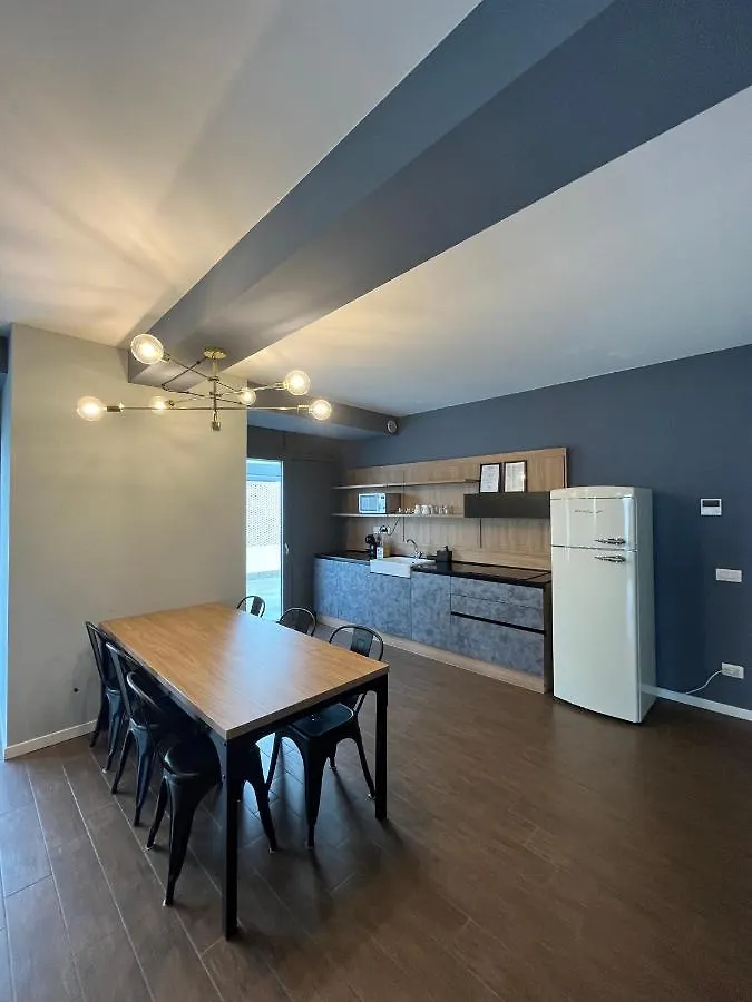 Unico Studios Milan Apartment